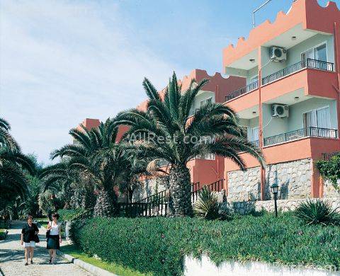 Pigale Beach Resort 